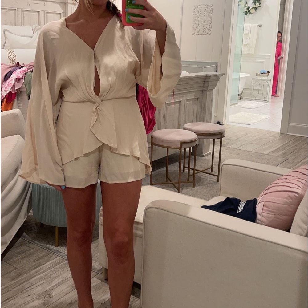 romper - Picture 3 of 4